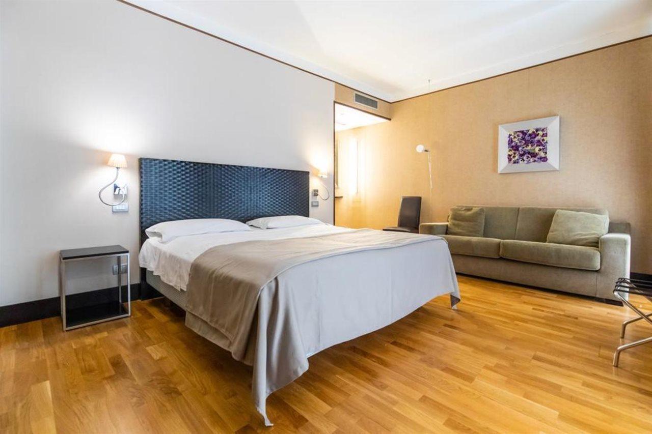 Mh Design Hotel Nápoly Kültér fotó