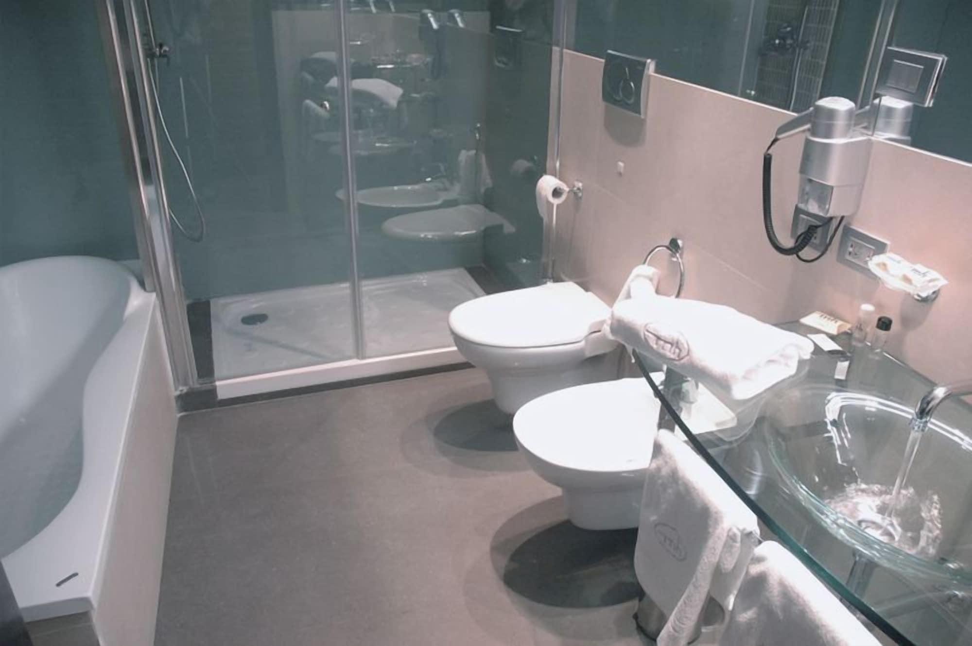 Mh Design Hotel Nápoly Kültér fotó
