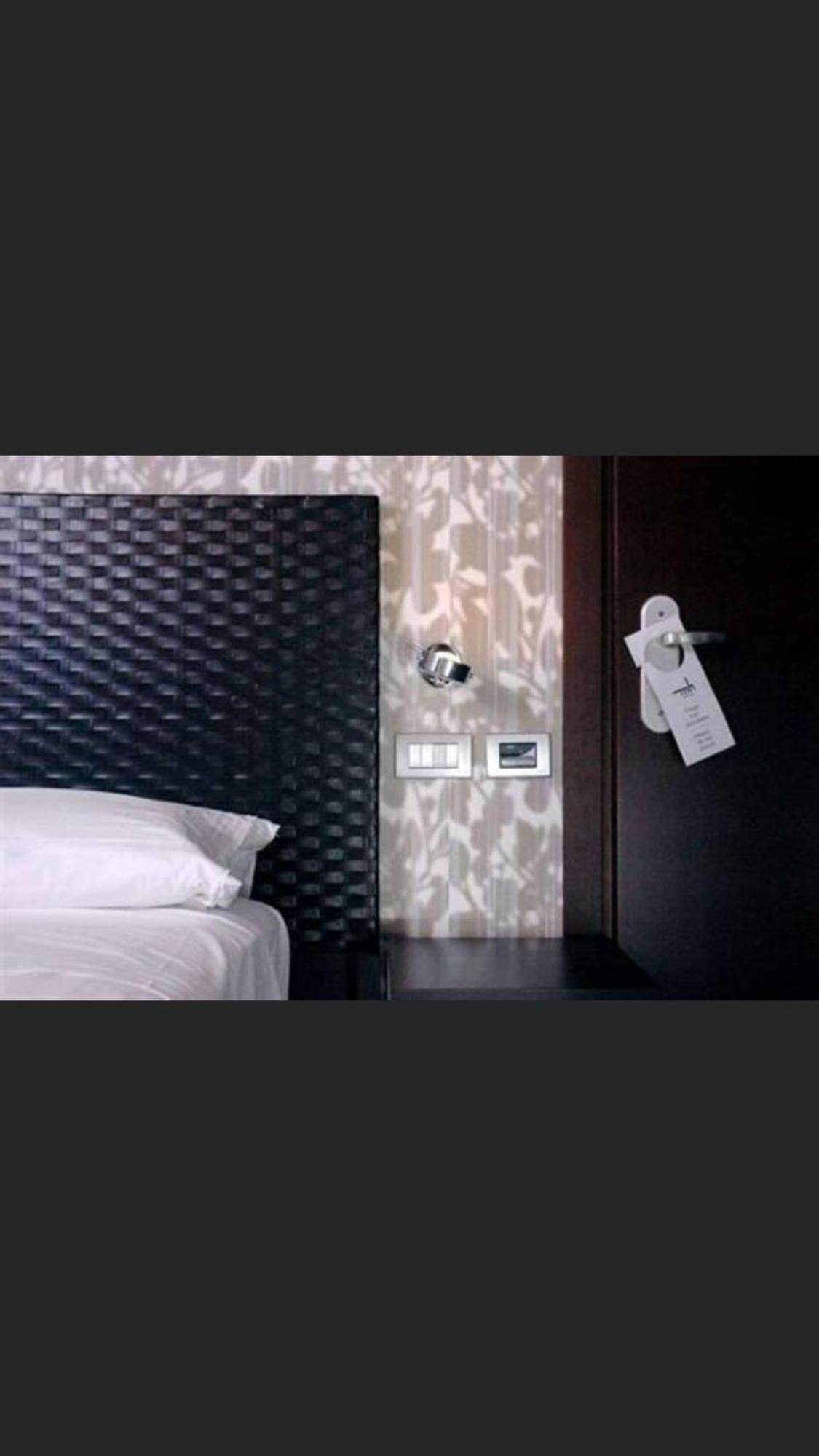 Mh Design Hotel Nápoly Kültér fotó