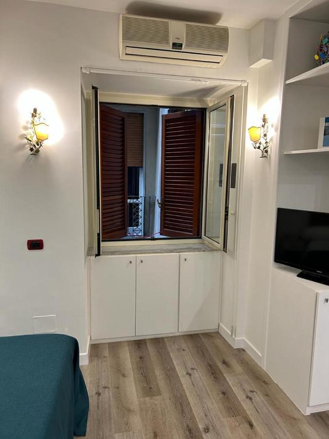 Mh Design Hotel Nápoly Kültér fotó