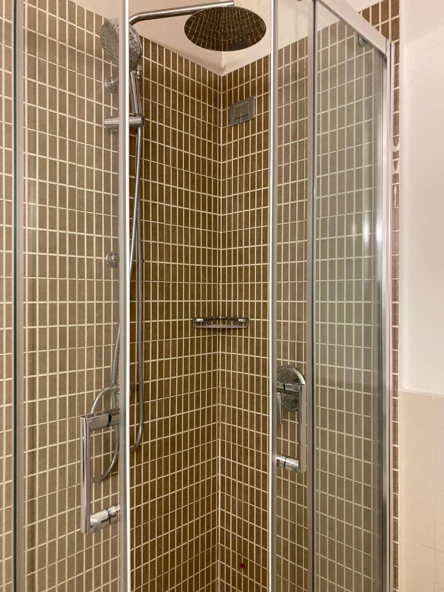 Mh Design Hotel Nápoly Kültér fotó